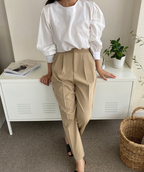 LAUIR（ラウアー）の「2タックワイドスラックスパンツ（その他パンツ・レディース・ブラック/ベージュ/ネイビー/ブラウン・MEDIUM/LARGE/X-LARGE）」の11枚目の写真