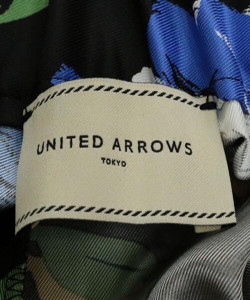 UNITED ARROWS（ユナイテッドアローズ）の「P フラワー プリント パンツ（その他パンツ・レディース・イエロー/ロイヤルブルー・40/38/36）」の16枚目の写真