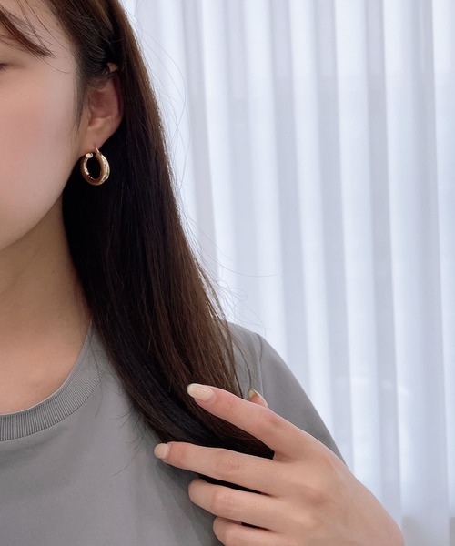 WOOWA（ウーワ）の「メタルフープピアス（ピアス（両耳用）・レディース・シルバー/ゴールド・FREE）」の13枚目の写真