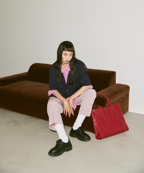 FEKETE(フェケテ)の「HALF TAILORED JACKET / ハーフテーラードジャケット(テーラードジャケット・レディース・ブラック/ネイビー・FREE)」の5枚目の写真