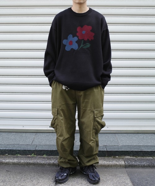 WHO'S WHO gallery（フーズフーギャラリー）の「【BLESS YOU/ブレスユー】フラワーニット（ニット/セーター・メンズ・チャコールグレー/アッシュグレー/ブラック/ネイビー・FREE）」の9枚目の写真