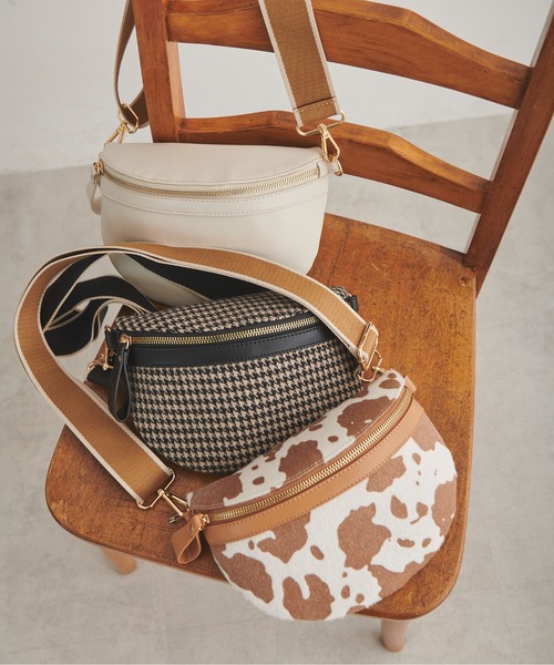 FREE'S MART（フリーズマート）の「◆ボディバッグ（ショルダーバッグ・レディース・ブラック系その他/ホワイト/ブラウン系その他・ﾌﾘ-）」の6枚目の写真