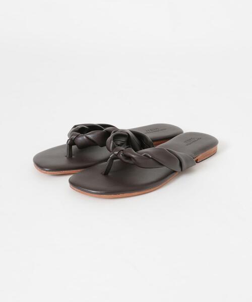 ITEMS URBANRESEARCH（アイテムズ アーバンリサーチ）の「フェイクレザートングサンダル（サンダル・レディース・ブラック/キャメル/ブラウン・MEDIUM/SMALL/LARGE）」の14枚目の写真