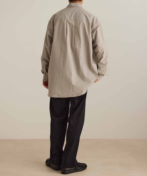 ADAM ET ROPE'(アダムエロペ)の「ビッグシルエット レギュラーカラーシャツ(シャツ/ブラウス・メンズ・ベージュ系その他/グリーン系その他/ブルー系その他4・M/L)」の21枚目の写真