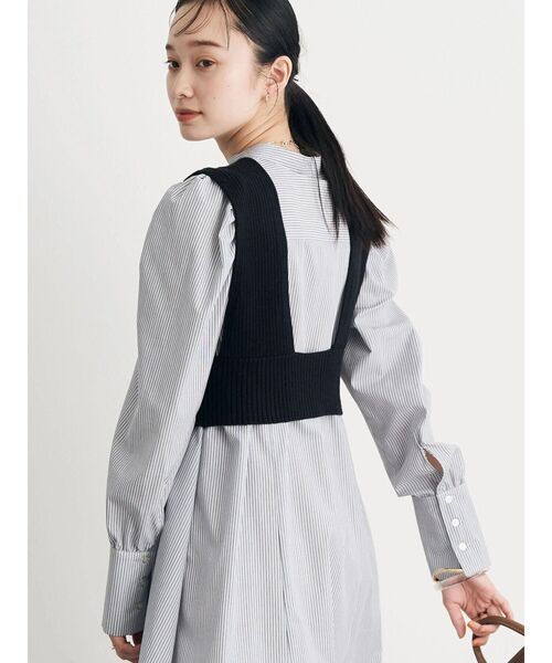 earth music&ecology(アースミュージックアンドエコロジー)の「クロップドニットビスチェ(ベスト・レディース・ブラック/ライトベージュ/グレイッシュベージュ・FREE)」の6枚目の写真