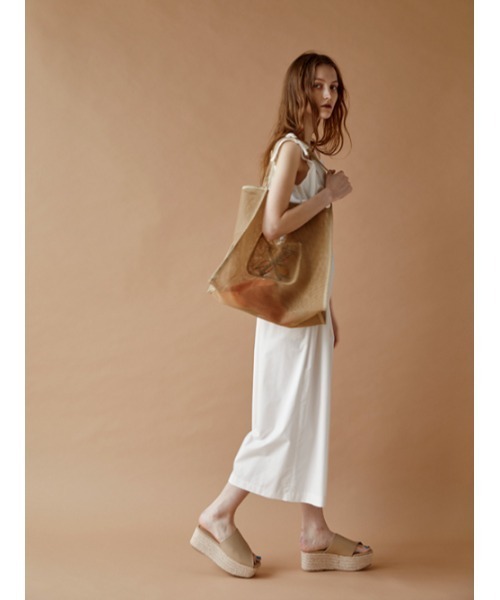 AMAIL(アマイル)の「Puchi mesh bag(トートバッグ・レディース・ブラック/ベージュ・FREE)」の6枚目の写真