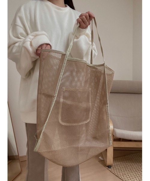 AMAIL(アマイル)の「Puchi mesh bag(トートバッグ・レディース・ブラック/ベージュ・FREE)」の15枚目の写真