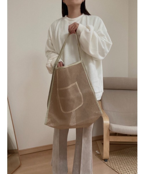 AMAIL(アマイル)の「Puchi mesh bag(トートバッグ・レディース・ブラック/ベージュ・FREE)」の16枚目の写真