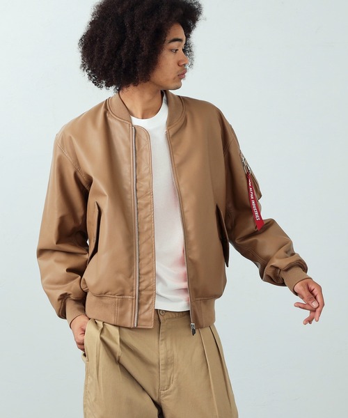 Alpha Industries（アルファインダストリーズ）の「フェイクレザーMA-1