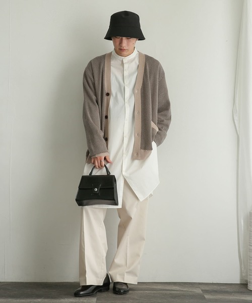 SENSE OF PLACE by URBAN RESEARCH（センスオブプレイスバイアーバンリサーチ）の「『ユニセックス』ヘリンボーンVネックカーディガン（カーディガン/ボレロ・メンズ・ブラック/ライトベージュ/パープル・MEDIUM/LARGE）」の13枚目の写真