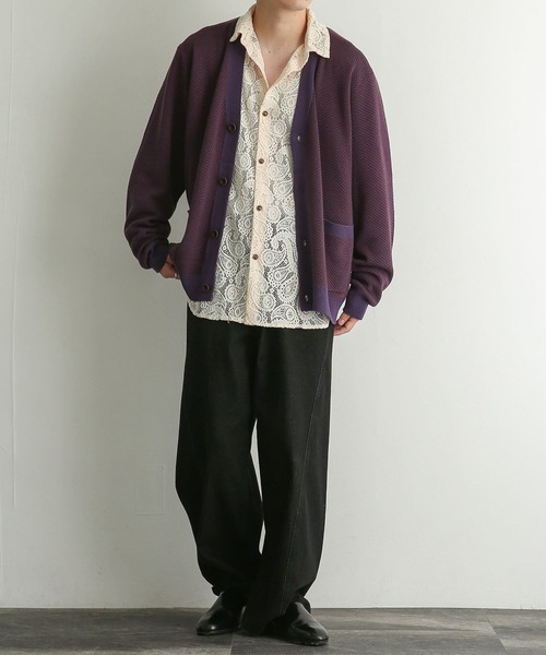 SENSE OF PLACE by URBAN RESEARCH（センスオブプレイスバイアーバンリサーチ）の「『ユニセックス』ヘリンボーンVネックカーディガン（カーディガン/ボレロ・メンズ・ブラック/ライトベージュ/パープル・MEDIUM/LARGE）」の19枚目の写真