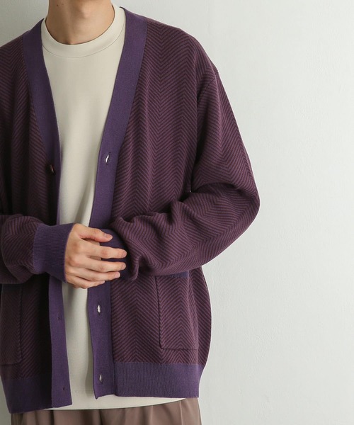SENSE OF PLACE by URBAN RESEARCH（センスオブプレイスバイアーバンリサーチ）の「『ユニセックス』ヘリンボーンVネックカーディガン（カーディガン/ボレロ・メンズ・ブラック/ライトベージュ/パープル・MEDIUM/LARGE）」の21枚目の写真