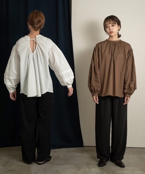 Amiur(エミレ)の「squeeze ribbon blouse(シャツ/ブラウス・レディース・ホワイト/ブラウン/ブラック・FREE)」の5枚目の写真
