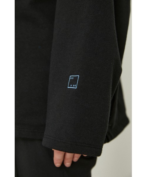 RIM.ARK（リムアーク）の「Symbol mark hoodie（パーカー・レディース・ブラック/ブラウン/オフホワイト・FREE）」の15枚目の写真