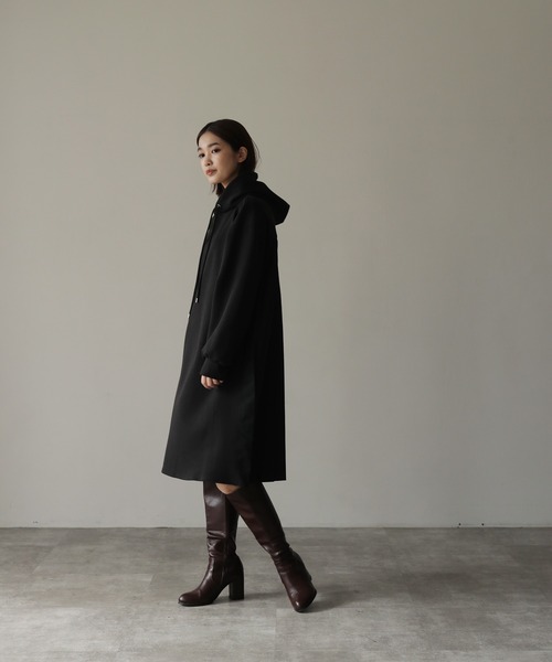 HERENCIA（ヘレンチア）の「バックプリーツ チュニック パーカー ワンピース（チュニック・レディース・ブラック/カーキ・MEDIUM）」の5枚目の写真