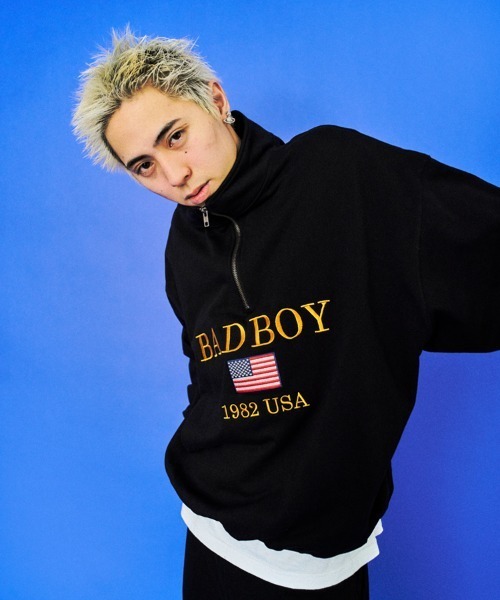 BAD BOY(バッドボーイ)の「BAD BOY U.S.Aロゴ刺繍 ハーフジップスウェット(スウェット・メンズ・ブラック/グレー/マスタード・L/M)」の2枚目の写真