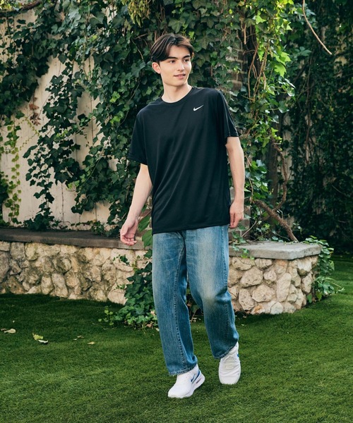 NIKE（ナイキ）の「ナイキ Dri-FITメンズ フィットネス Tシャツ / Nike Dri-FIT Men's Fitness T-Shirt＜S-2XL 展開＞（Tシャツ/カットソー・メンズ・ブラック/ホワイト/グレー系その他/ネイビー・M/2XL/XL/S/L）」の9枚目の写真