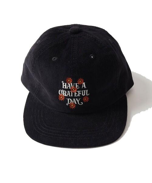 FREAK'S STORE（フリークスストア）の「HAVE A GRATEFUL DAY×FREAK’S STORE/ハブアグレイトフルデイ×フリークスストア 別注 HAVE A GRATEFUL DAY LOGO CORDUROY BASEBALL CAP/ロゴ コーデュロイ ベースボール キャップ（キャップ・メンズ・ブラック/ブラウン/ダークブラウン/グリーン/ネイビー・LARGE）」の14枚目の写真