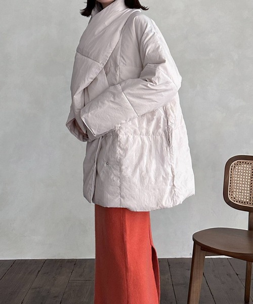 hellam（へラム）の「マフラーセット ダウンコート（ダウンジャケット/コート・レディース・ホワイト/ブラック/カーキ・FREE）」の13枚目の写真