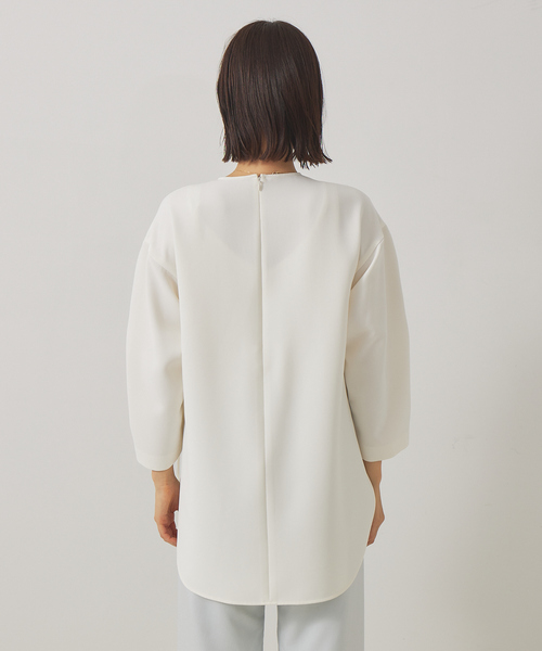 qualite（カリテ）の「シャーリングフリルブラウス（シャツ/ブラウス・レディース・チャコールグレー/オフホワイト・フリー）」の20枚目の写真