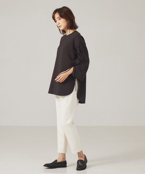 qualite（カリテ）の「シャーリングフリルブラウス（シャツ/ブラウス・レディース・チャコールグレー/オフホワイト・フリー）」の3枚目の写真