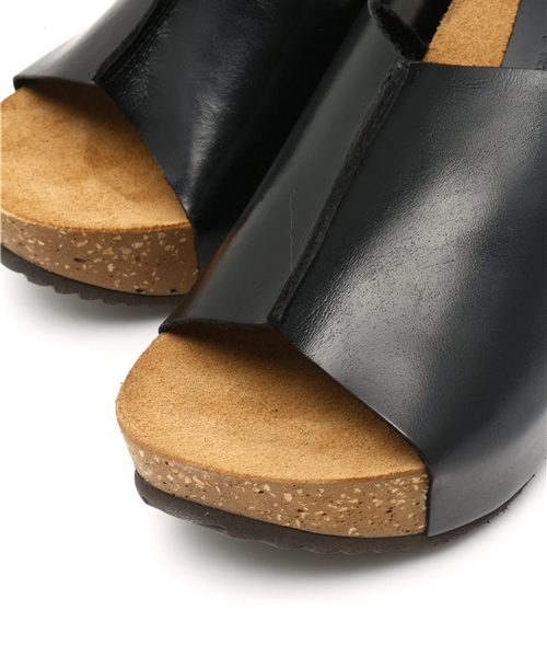 ROSE BUD（ローズバッド）の「(GABRIELE SAVIO)SN419 CENTER SEAM OPEN TOE WEDGE SANDAL（サンダル・レディース・ブラック/レッド・35/38/37/36/39）」の9枚目の写真