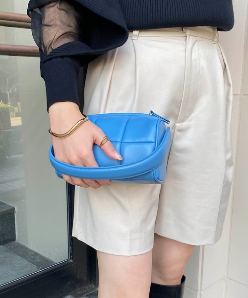 ADD CULUMN(アドカラム)の「〈ADD CULUMN/アドカラム〉PUFFハンドバッグ(ハンドバッグ・レディース・ブラック/ブルー/キャメル・FREE)」の11枚目の写真