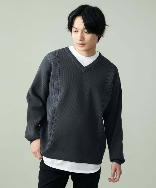 a.v.v（アーヴェヴェ）の「【S-XXL】レイヤードカットソー付きアゼ編みVネックニット（ニット/セーター・メンズ・チャコールグレー/グリーン/ベージュ/ネイビー/ライトブルー・50/46/48）」の22枚目の写真