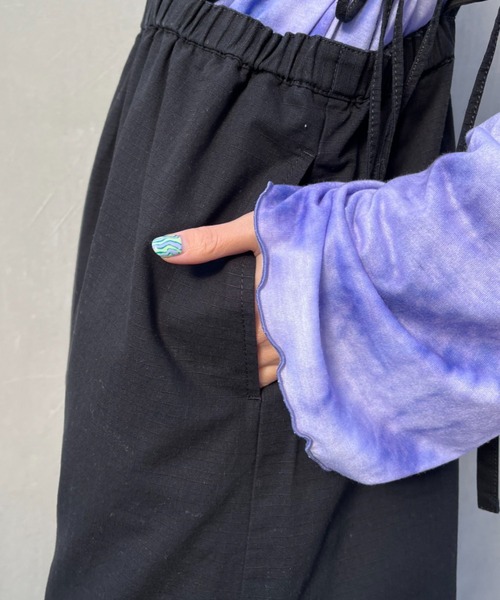 CIAOPANIC（チャオパニック）の「サイドリボンカットアウトキャミワンピース（ワンピース・レディース・ホワイト/ブラック/オリーブ・SMALL/MEDIUM）」の8枚目の写真