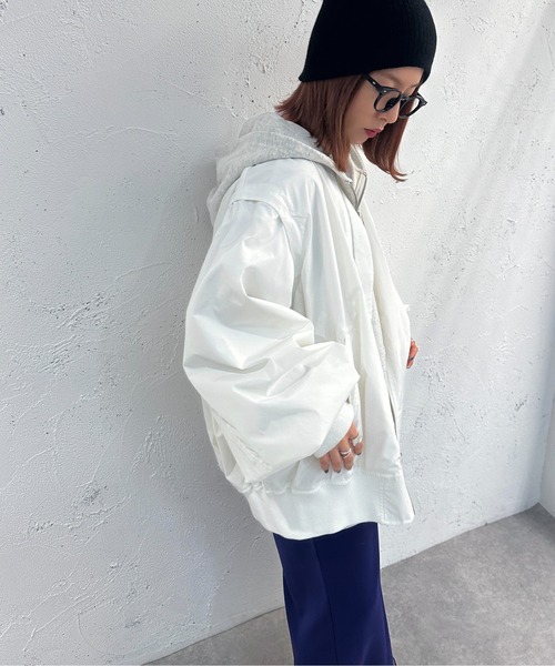 apres jour mignon（アプレジュールミニョン）の「２WAY　MA-1【ZOZOTOWN限定アイテム】（MA-1・レディース・カーキ/ブラック/オフホワイト/グレイッシュベージュ・フリー/X-LARGE）」の11枚目の写真