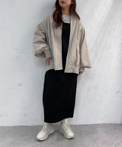 apres jour mignon（アプレジュールミニョン）の「２WAY　MA-1【ZOZOTOWN限定アイテム】（MA-1・レディース・カーキ/ブラック/オフホワイト/グレイッシュベージュ・フリー/X-LARGE）」の7枚目の写真