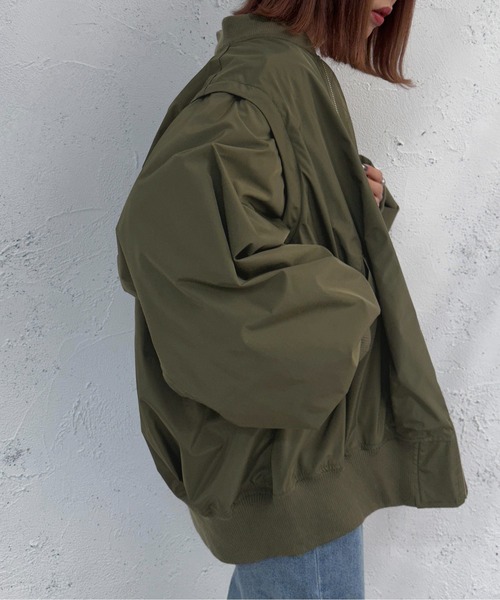 apres jour mignon（アプレジュールミニョン）の「２WAY　MA-1【ZOZOTOWN限定アイテム】（MA-1・レディース・カーキ/ブラック/オフホワイト/グレイッシュベージュ・フリー/X-LARGE）」の9枚目の写真