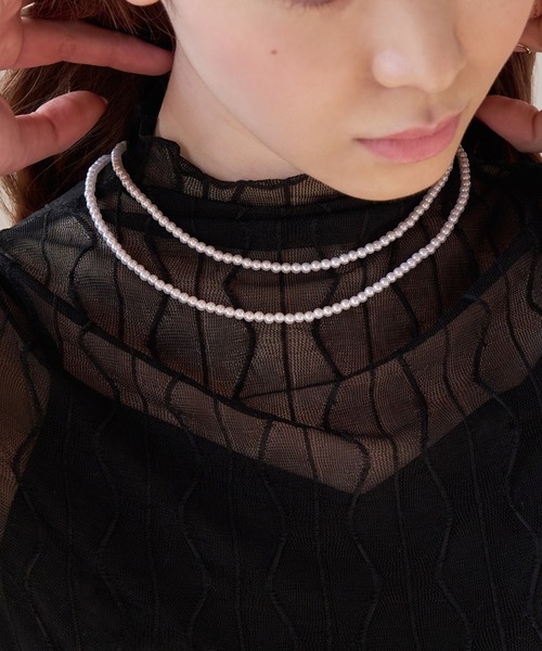 Phoebe（フィービィー）の「フォーリングパールロングネックレス/全長:102cm/連パール（ネックレス・レディース・ホワイト・FREE）」の5枚目の写真