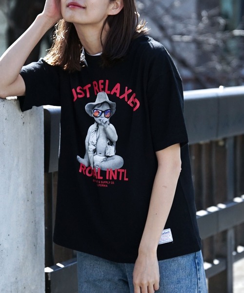 roial（ロイアル）の「DESIGN TEE/ROIAL(ロイアル)スタンダードシルエットベイビープリント半袖Tシャツ（Tシャツ/カットソー・レディース・ホワイト/ブラック/ベージュ/ブルー/グリーン・MEDIUM/LARGE）」の17枚目の写真