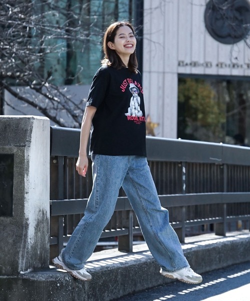 roial（ロイアル）の「DESIGN TEE/ROIAL(ロイアル)スタンダードシルエットベイビープリント半袖Tシャツ（Tシャツ/カットソー・レディース・ホワイト/ブラック/ベージュ/ブルー/グリーン・MEDIUM/LARGE）」の13枚目の写真