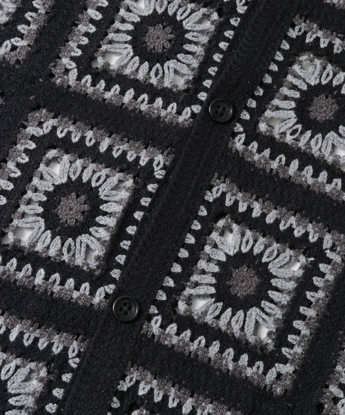 URBAN RESEARCH（アーバンリサーチ）の「クロシェニットカーディガン（カーディガン/ボレロ・メンズ・ブラック/ナチュラル・MEDIUM/LARGE）」の3枚目の写真