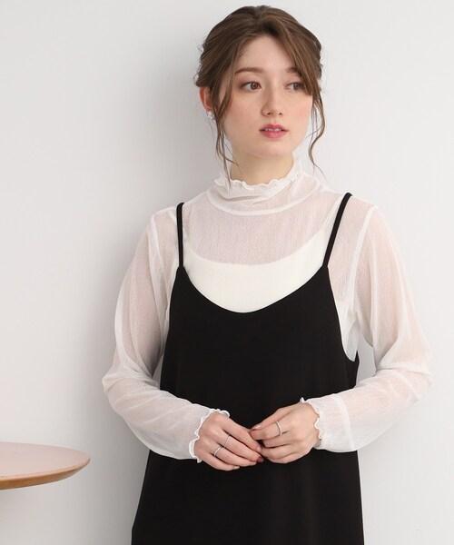 Cutie Blonde（キューティーブロンド）の「◆【大人の上品な肌見せに】シアーハイネックインナー（Tシャツ/カットソー・レディース・ブラック/ナチュラル/ホワイト系・01/02/03）」の2枚目の写真