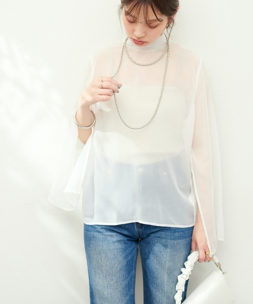 natural couture（ナチュラルクチュール）の「袖フレアスリットブラウス（シャツ/ブラウス・レディース・オフホワイト/ライトグレー/パープル系その他・FREE）」の6枚目の写真