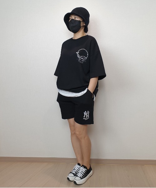 韓国ストリートブランドKim’s Fruits Tシャツ4点セットS,XL限定品 韓国ストリートブランドKim's Fruits Tシャツ4点セットS,XL限定品