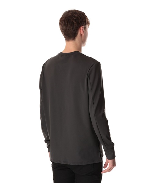 ATTACHMENT(アタッチメント)の「ポリエステル ストレッチ スムース ロングスリーブティー / PE STRETCH SMOOTH L/S TEE(Tシャツ/カットソー・メンズ・ブラック/グレー/ホワイト・1/2/3)」の6枚目の写真