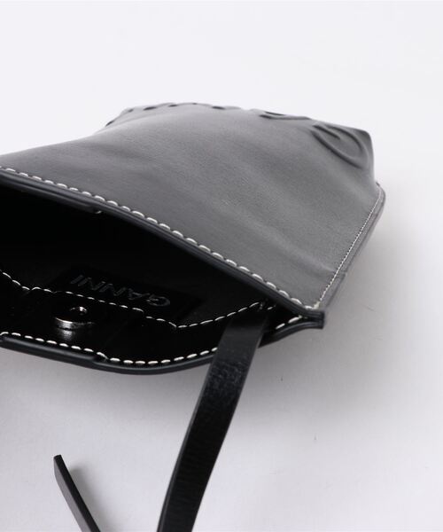 GANNI(ガニー)の「【GANNI(ガニー)】 S CROSSBODY / ショルダーバッグ(ショルダーバッグ・レディース・オレンジ/グリーン/ブラック・2)」の15枚目の写真