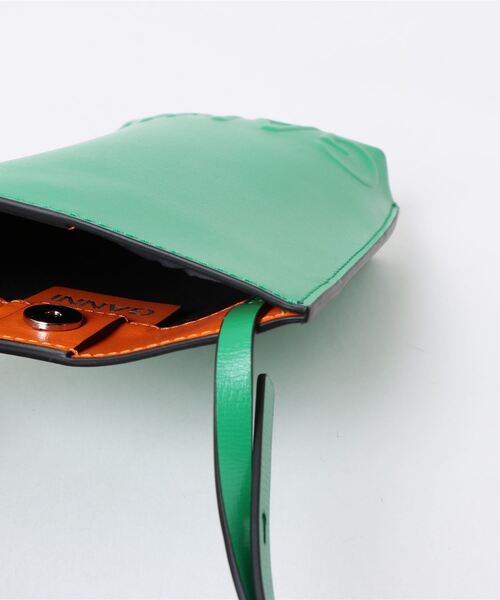 GANNI(ガニー)の「【GANNI(ガニー)】 S CROSSBODY / ショルダーバッグ(ショルダーバッグ・レディース・オレンジ/グリーン/ブラック・2)」の18枚目の写真