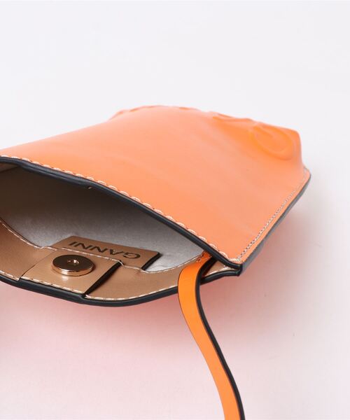 GANNI(ガニー)の「【GANNI(ガニー)】 S CROSSBODY / ショルダーバッグ(ショルダーバッグ・レディース・オレンジ/グリーン/ブラック・2)」の17枚目の写真