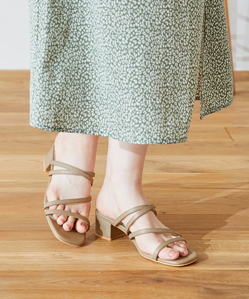 ORiental TRaffic(オリエンタルトラフィック)の「■ナローストラップミュールサンダル/31248(サンダル・レディース・ベージュ/ブラック/ブルー/イエロー・SS/S/M/L/LL/3L)」の1枚目の写真