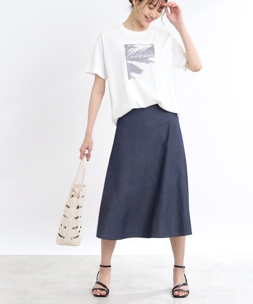 Reflect(リフレクト)の「【WORLD for the World/洗える】モノクロフォトプリントTシャツ(Tシャツ/カットソー・レディース・アイボリー・09)」の7枚目の写真