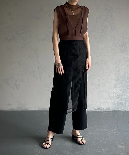 &g'aime(アンジェム)の「【&g’aime】ビスチェ付きニット2pcs(ニット/セーター・レディース・ブラウン/パープル/ブラック/グレイッシュベージュ・FREE)」の15枚目の写真