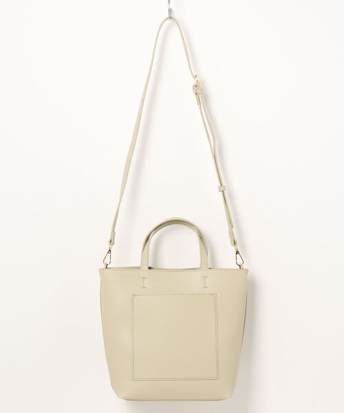 and it_（アンドイット）の「グランミディショルダー（ショルダーバッグ・レディース・アイボリー/ブルー/ブラック/ラベンダー/シルバー/モカ/セージグリーン/ライトグレー・FREE）」の11枚目の写真