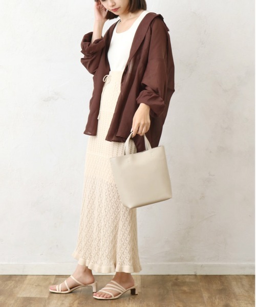 and it_（アンドイット）の「グランミディショルダー（ショルダーバッグ・レディース・アイボリー/ブルー/ブラック/ラベンダー/シルバー/モカ/セージグリーン/ライトグレー・FREE）」の14枚目の写真