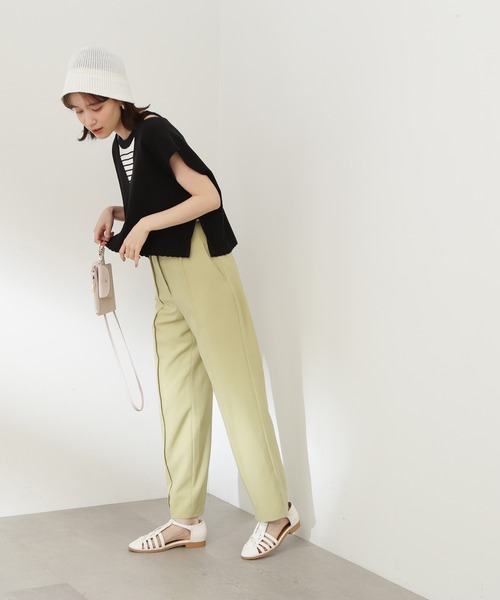 N.（N. Natural Beauty Basic）（エヌエヌナチュラルビューティーベーシック）の「【S Size Line】◆ドライタッチピンタックテーパードパンツ（スラックス・レディース・ベージュ/イエロー・SMALL/MEDIUM）」の5枚目の写真