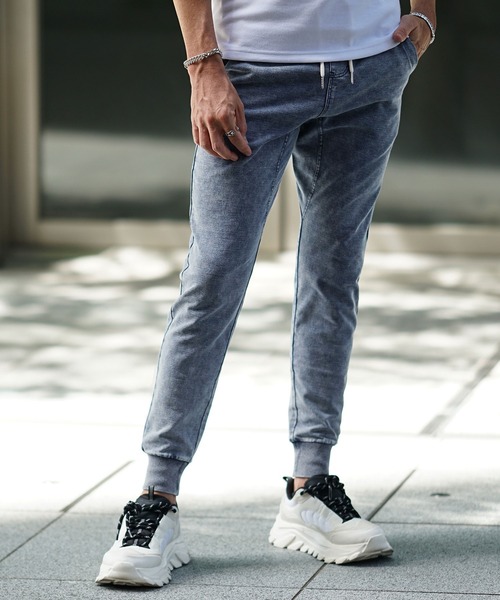 SOMEDIFF（サムディフ）の「【SOMEDIFF】カットデニムジョガーパンツ メンズ スウェットスキニー イージーパンツ ジャージ素材 スリム ジーンズ 春服 夏服（デニムパンツ・メンズ・インディゴブルー/ブラック/ブルー/ダークブラック/グレー/ネイビー系/ブラック系/ブルー系・M/L/XL/XXL）」の8枚目の写真